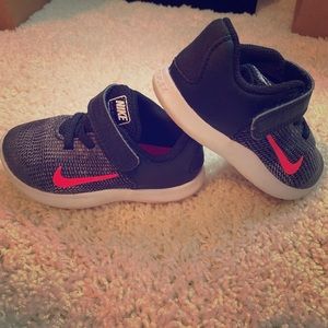 Nike toddler shoes